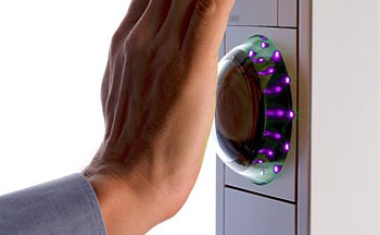 Handvenenerkennungssystem INTUS PS Version 2 für die hochsichere Zutrittskontrolle