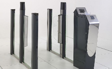 Vereinzelungsschleuse eGate Control mit integrierter PCS Handvenenerkennung