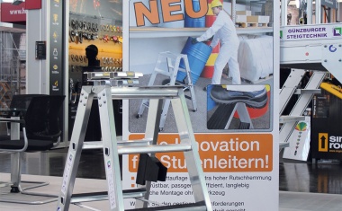 Neuheit der Günzburger Steigtechnik: Rutschhemmende Trittauflage clip-ctep R13