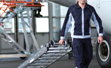 Günzburger Steigtechnik veröffentlicht Nachschlagewerk Ergo News