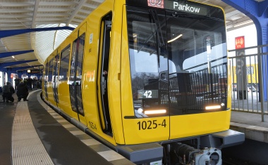 Axis Netzwerk-Kameras in Berliner U-Bahnstation Olympiastadion