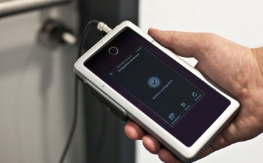 Marktstart für blueSmart-Programmiergerät Winkhaus BXP