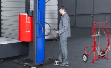 Denios: Sicher und ergonomisch transportieren und heben