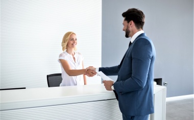 Besuchermanagement & Zutrittskontrolle von Primion