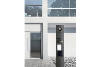 PCS: Intus Zutrittsleser in Tür-Kommunikationsanlagen