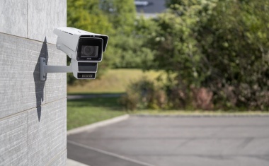 Radar-Video-Fusions-Kamera von Axis