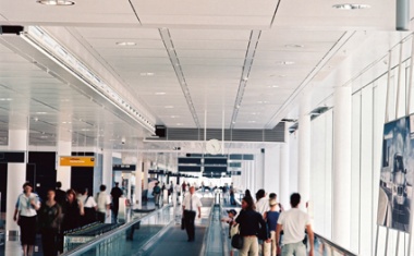 Herausforderung Flughafen: Individuelle Sicherheitslösungen für moderne Verkehrsknotenpunkte