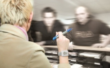 Kabelloses Ruf- und Alarmierungssystem für Job-Center