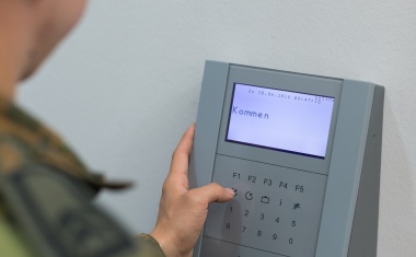 In the army now: Erfassung und Kontrolle der Arbeitszeit bei der Bundeswehr