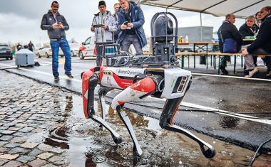 Roboter als Lösung gegen Fachkräftemangel im Bereich Sicherheit