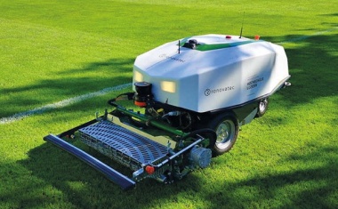 Erster Mähroboter für große Grünflächen – mit intelligenter Sensorik von Sick