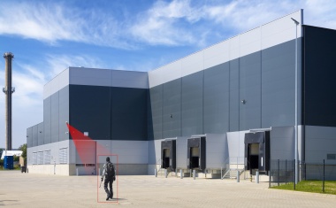 Securiton: Intelligente Videoüberwachung mit dem „IPS-Faktor“