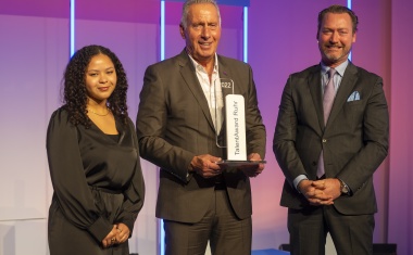 Kötter: Stiftung muTiger-Trainer Ernst Nieland ausgezeichnet