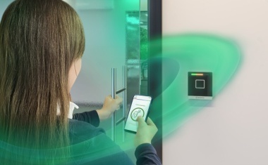 Smartphones statt Plastikkarten: Moderne und digitale Zutrittsverwaltung