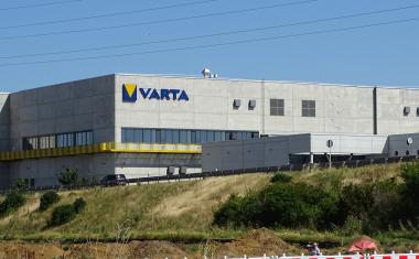 Brandmeldetechnik für die Produktion von Lithium-Ionen-Zellen bei Varta
