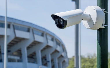 Axis: Q1809-LE Bullet Camera