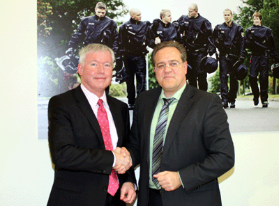 Gregor Lehnert, BDSW-Präsident und Dr. Dieter Romann, Präsident des...