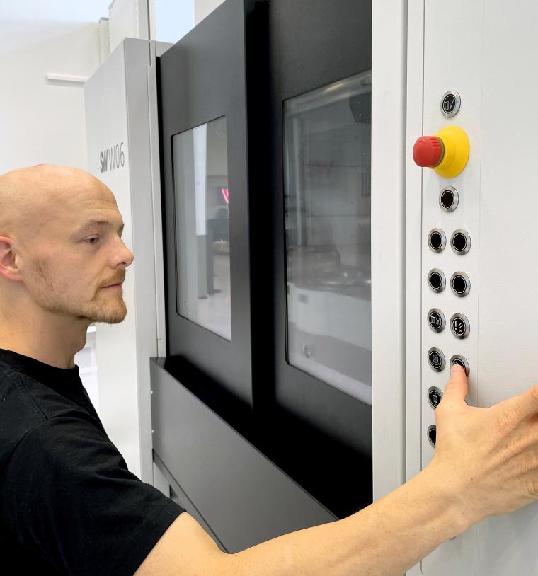 Panel mit Mitarbeiter