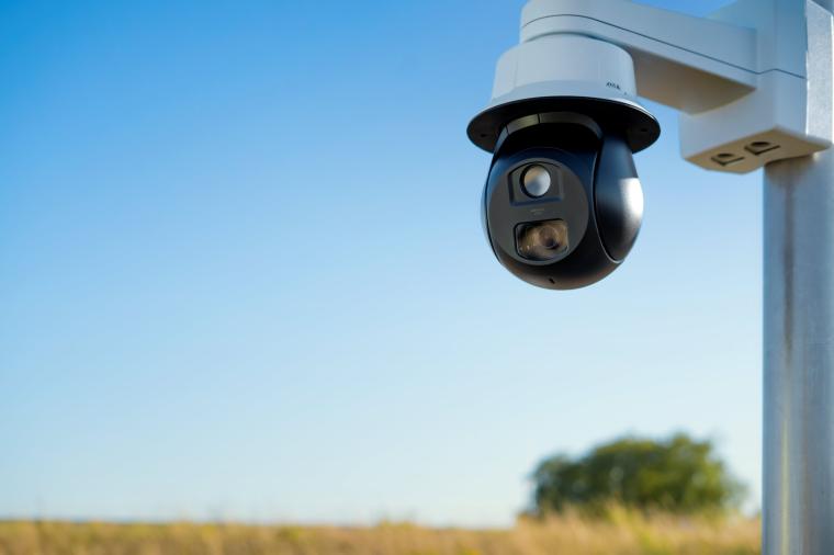 Die Axis Q6411-LE Bispectral PTZ Camera eignet sich für Anwendungsszenarien...