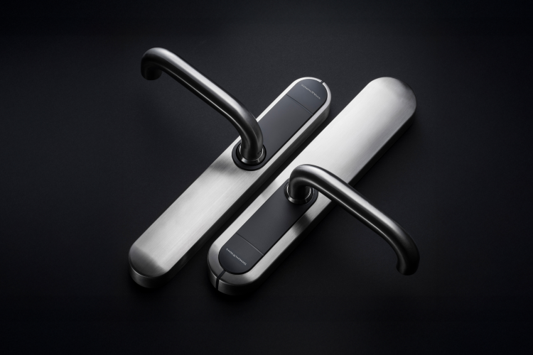 SimonsVoss digitaler Beschlags SmartHandle AX Advanced