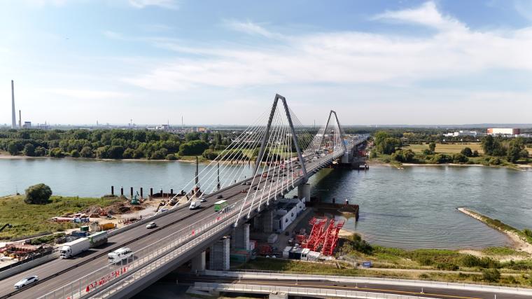 Infrastrukturprojekt Rheinbrücke Leverkusen an der A1 zwischen Köln und...